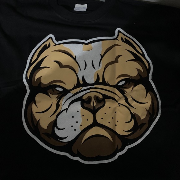 Shirt - Picture 2 of 9